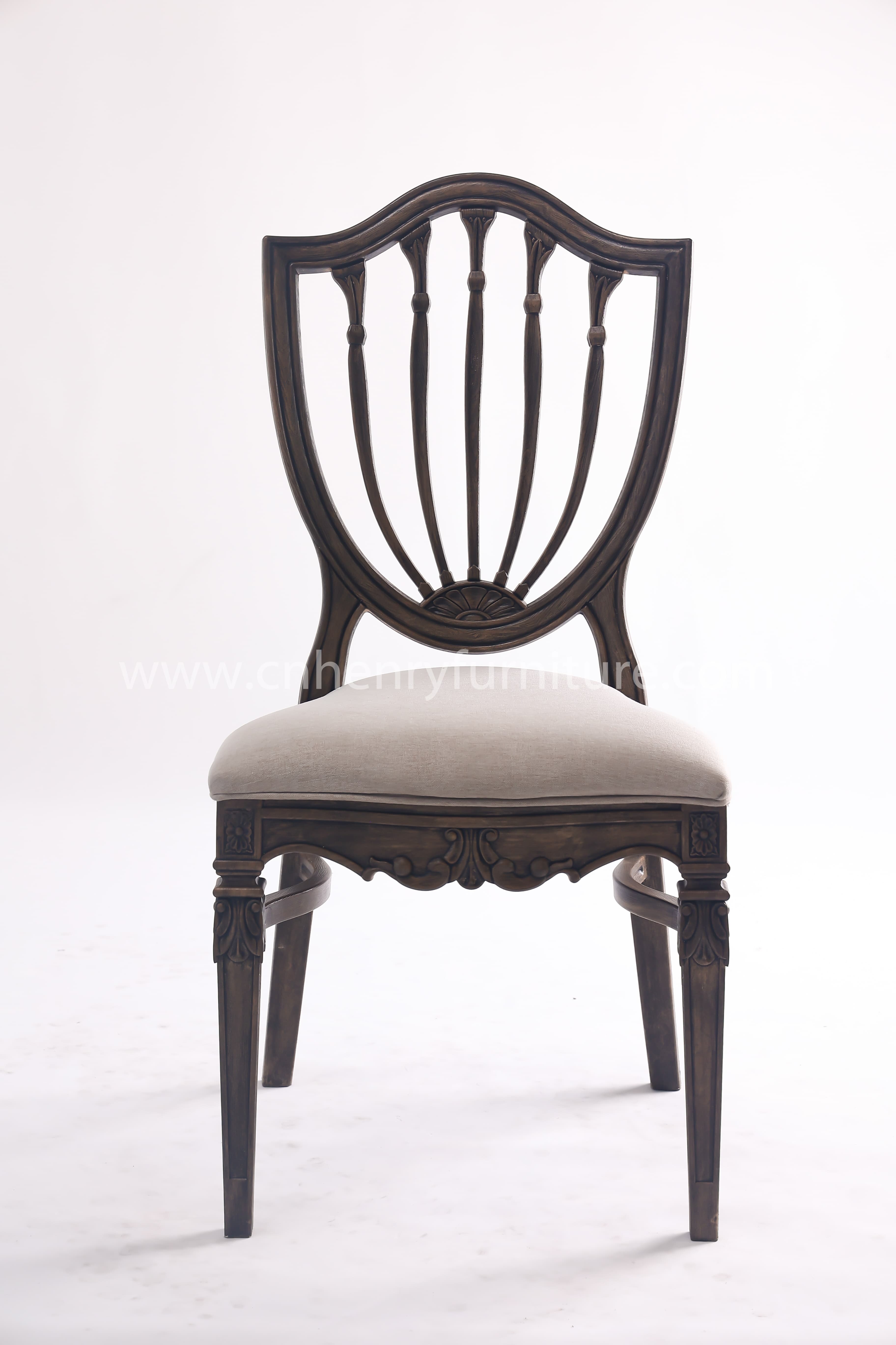 PLASTSIC REGAL CHAIR WOODEN LOOK